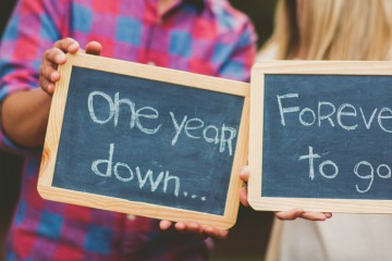 anniversary pictures taken in boone hall by charleston wedding photographers king street studios