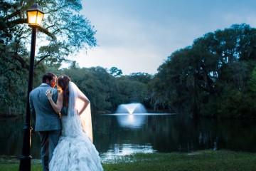 best charleston wedding photography at legare waring house by top charleston wedding photographers king street studios